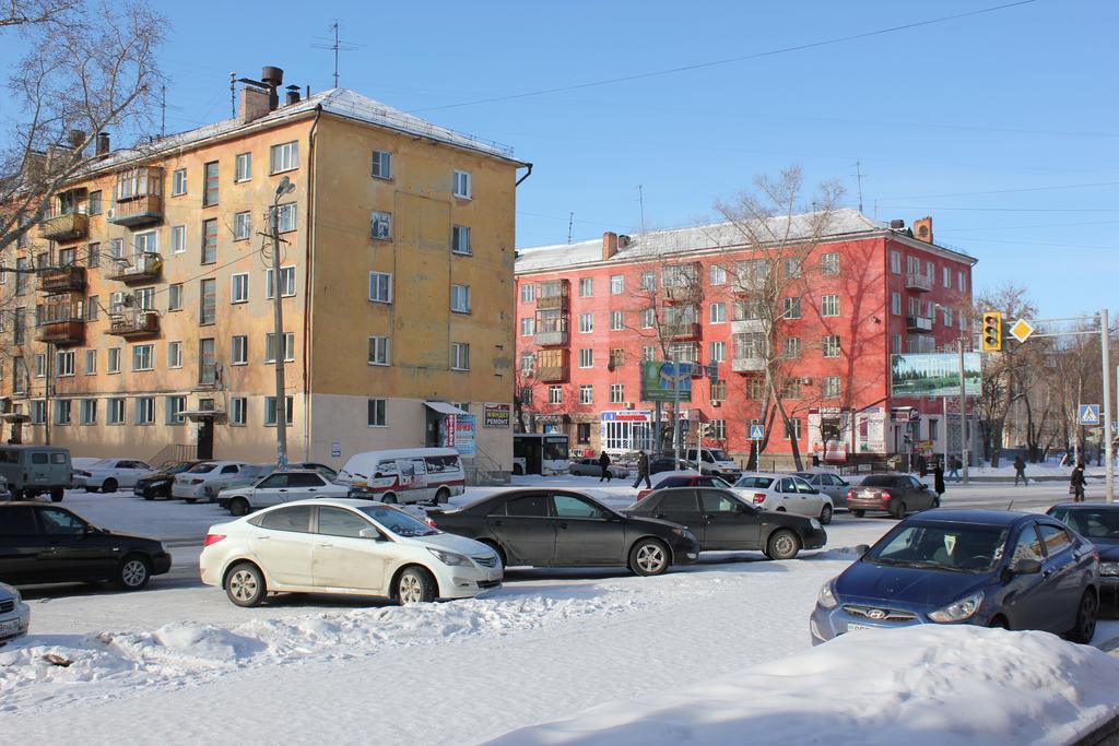 Ust-Kamenogorsk Hotel Екстериор снимка