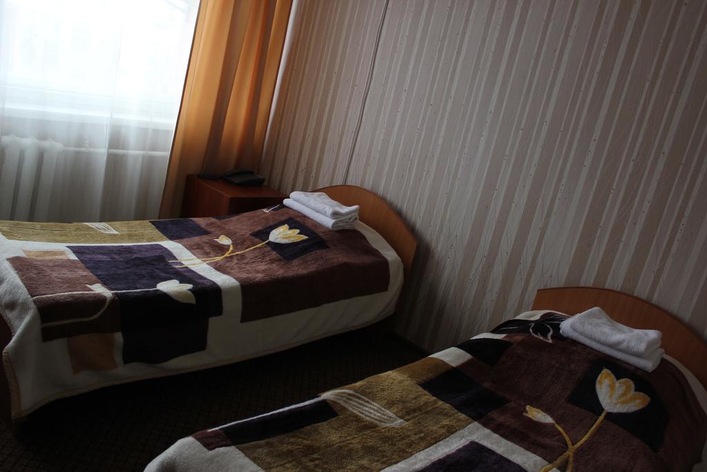 Ust-Kamenogorsk Hotel Екстериор снимка