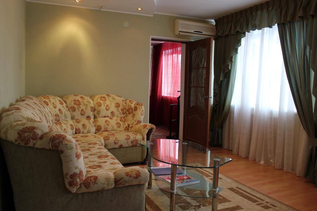 Ust-Kamenogorsk Hotel Екстериор снимка