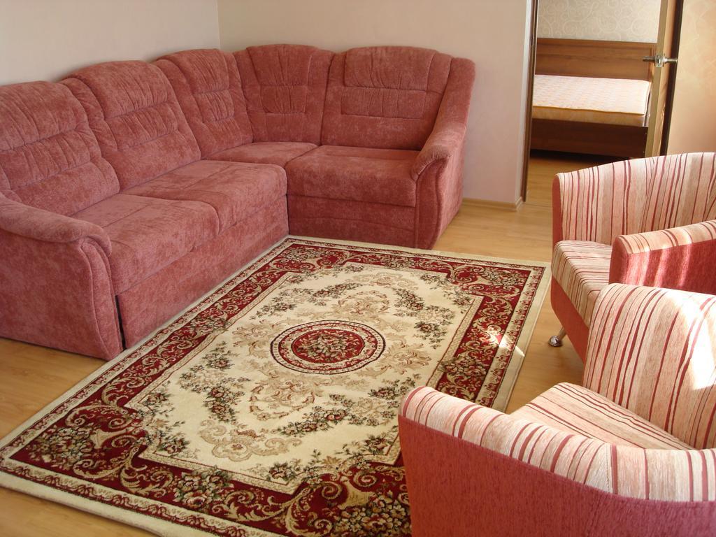 Ust-Kamenogorsk Hotel Стая снимка